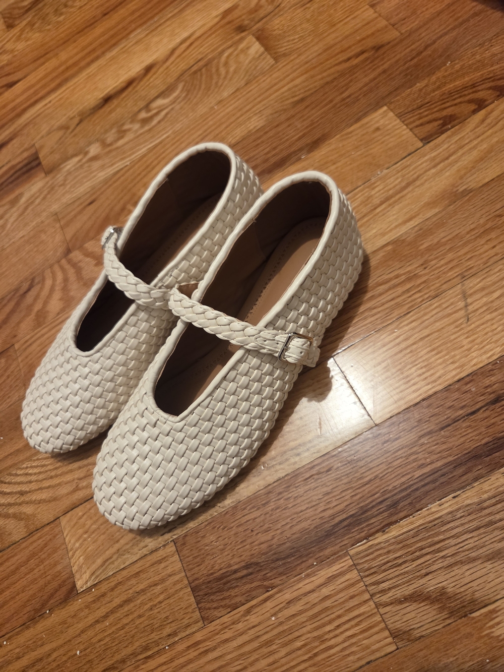 Womens Braided Mary Jane Shoes in Cream